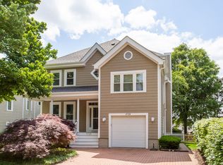 4728 23rd St N, Arlington, VA 22207