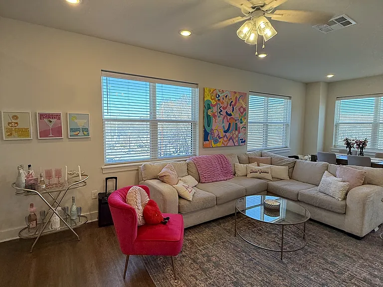 610 N Whitham Ave #3 — Photo 9