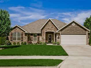 2702 SW Calm Ridge Rd, Bentonville, AR 72712