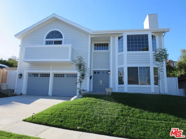 18232 Rosita St, Tarzana, CA 91356