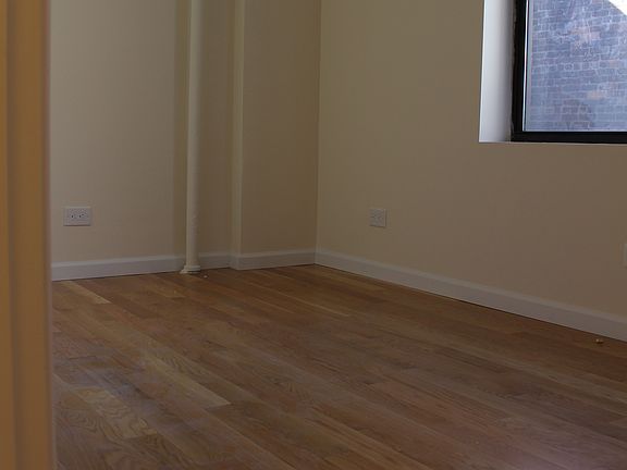 3rd image of 392 Saint Johns Pl APT 3F