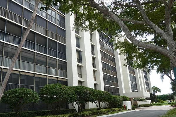 Home For Sale In Boca West