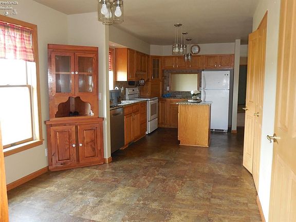5th image of 2300 County Road 65