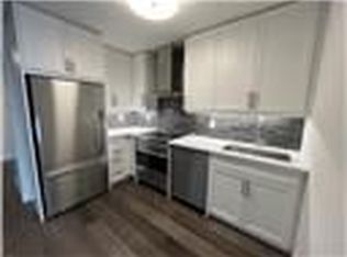 500 Brock Ave #1501, Burlington, ON