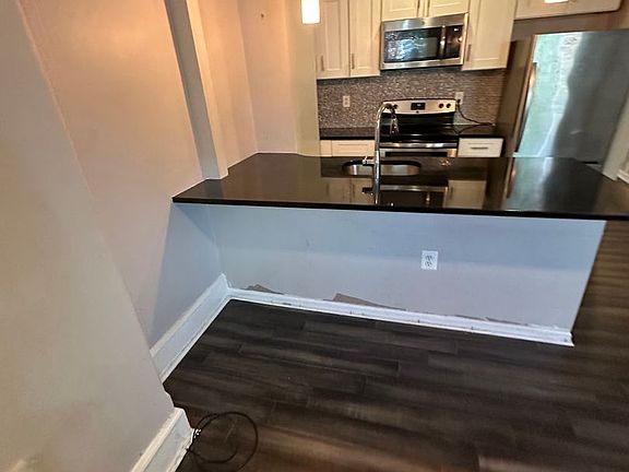 4th image of 1420 Cambridge St #1424-2