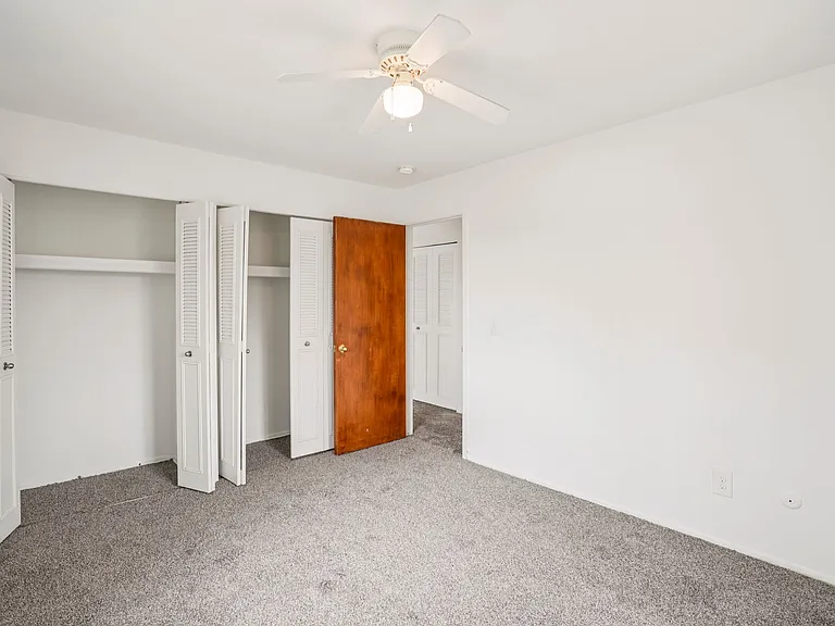 Outer Drive Manor Apartments — Photo 64
