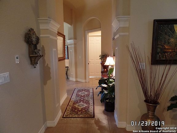 3rd image of 127 Calais Way