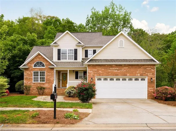 5711 Beaver Pond Trl, Pfafftown, NC 27040