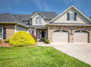 115 Turnbuckle Ct, Clemmons, NC 27012