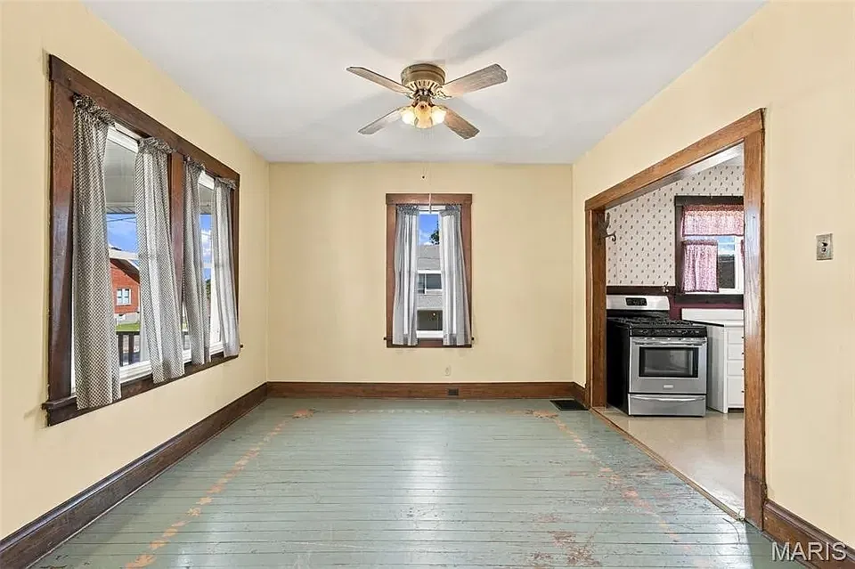 2 bed, 1410 sqft, $2,275 — Photo 3