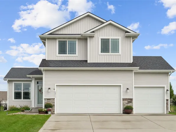2411 NW Beechwood St, Ankeny, IA 50023