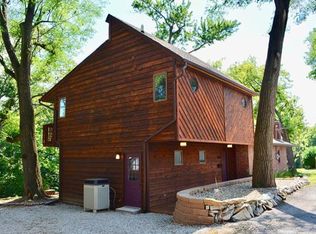 2408 Lloyd St, Alton, IL 62002