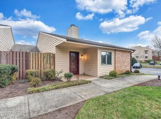 202 Windward Dr SW #202, Roanoke, VA 24014