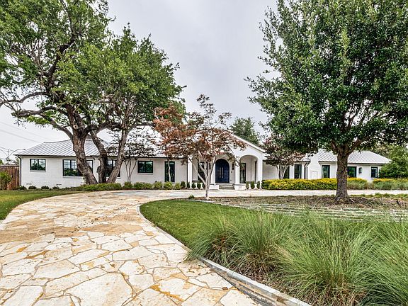2nd image of 5111 Meaders Ln