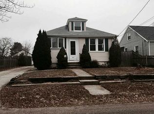 210 Tennyson Rd, Warwick, RI 02888