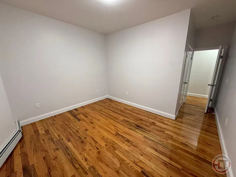 780 Morris Park Ave #2R — Photo 6