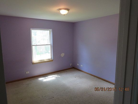 5th image of 221 E Lake Park Ave