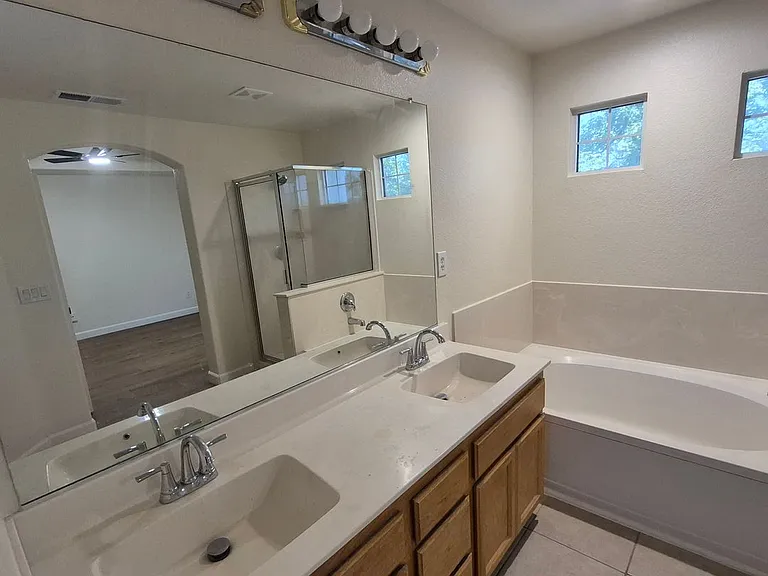 5317 Buckwood Way — Photo 40