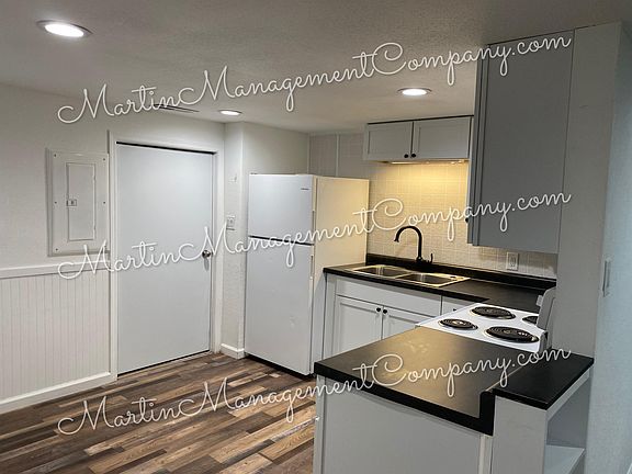 4th image of 1606 W Broadway Blvd #3
