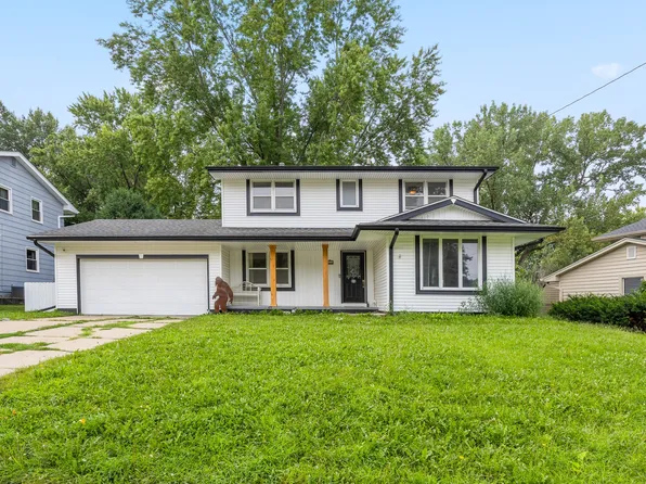 7612 Horton Ave, Urbandale, IA 50322
