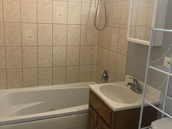 4th image of 10121 Hartford Ct APT 3D
