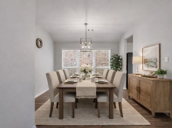 10190 N Whimbrel Cir, Conroe, TX 77385