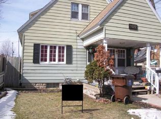 1627 Leestma Ave SW, Wyoming, MI 49509