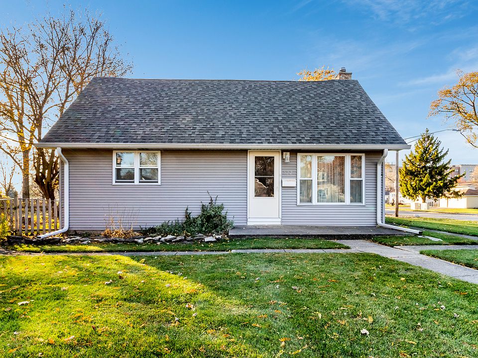 1st image of 122 Dodd Ave