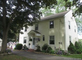 5 Riverdale Rd, Enfield, CT 06082