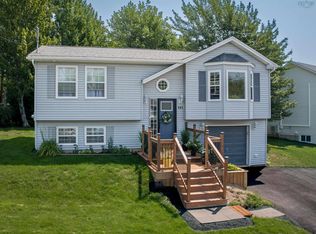 141 Hemlock Dr, Elmsdale, NS B2S 1B9