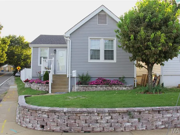 1457 Wachtel Dr, Saint Louis, MO 63125