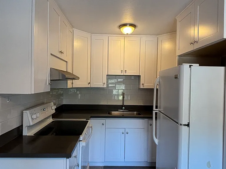 4177 Callan Blvd #16 — Photo 6