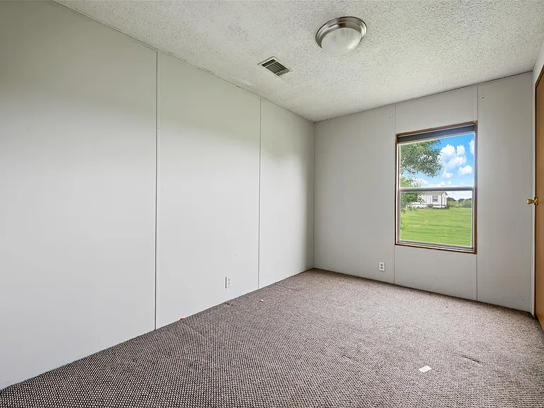 360 Shady Oaks #A — Photo 21