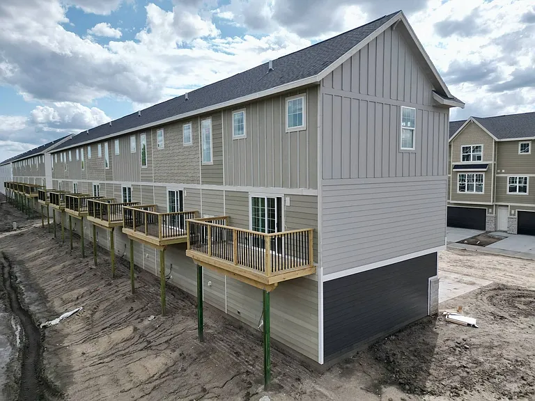 Walnut Crest Townhomes - BRAND NEW — Photo 17