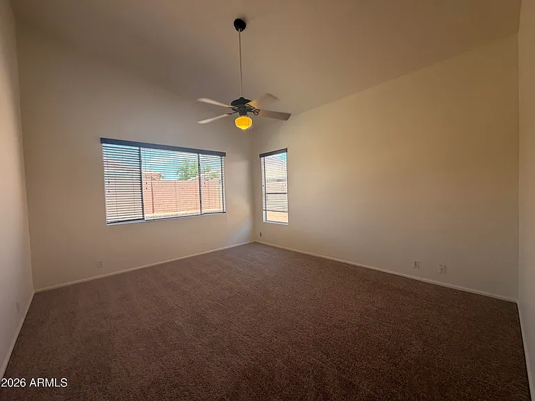 908 N Gregory Pl — Photo 13