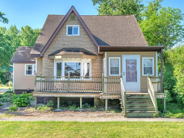 5587 W State Road 10, Demotte, IN 46310