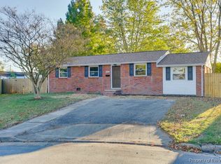 2000 Egger Cir, Hampton, VA 23663