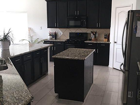 4th image of 335 Sea Breeze Dr