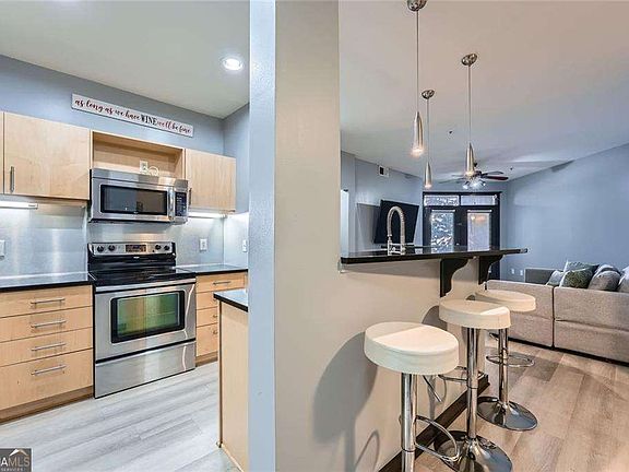 3rd image of 390 17th St NW Unit 2041