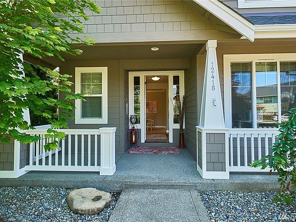 2nd image of 12418 182nd Ave E