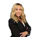 Kelly Evans