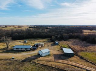 2015 S 14th St, Okemah, OK 74859