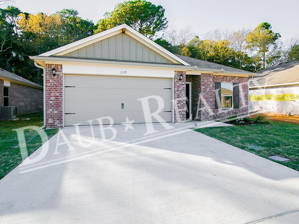 1st image of 1229 Mission Creek Dr