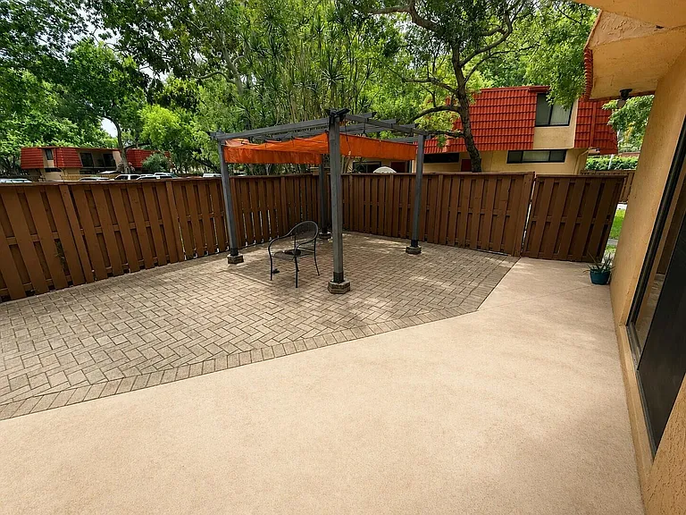 8141 Severn Dr #D — Photo 6