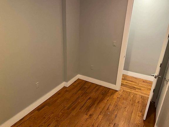 4th image of 238 W 146th St #9A2