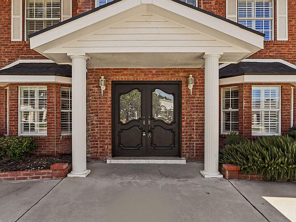 3rd image of 1954 Paseo Del Sol Pl