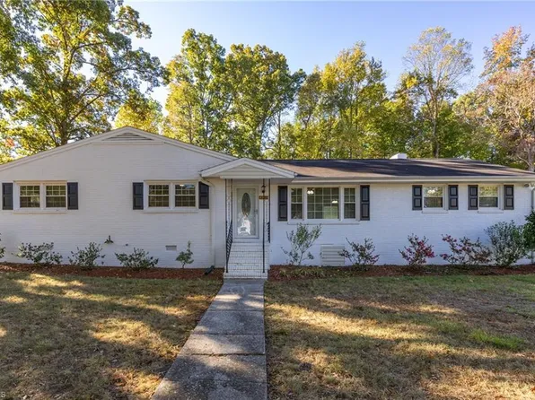 4901 Sedgelane Dr, Greensboro, NC 27407