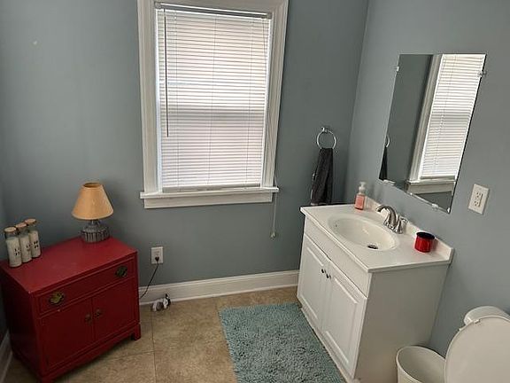 5th image of 5038 Lydia Ave