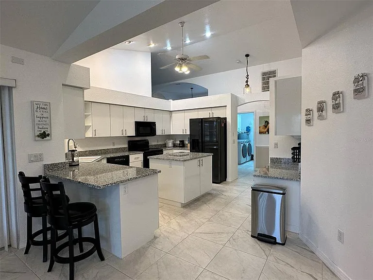 1238 Yorkshire St — Photo 13