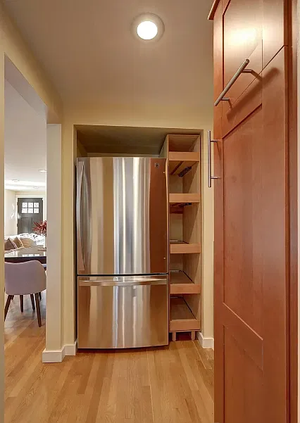2 bed, 1080 sqft, $1,323 — Photo 4